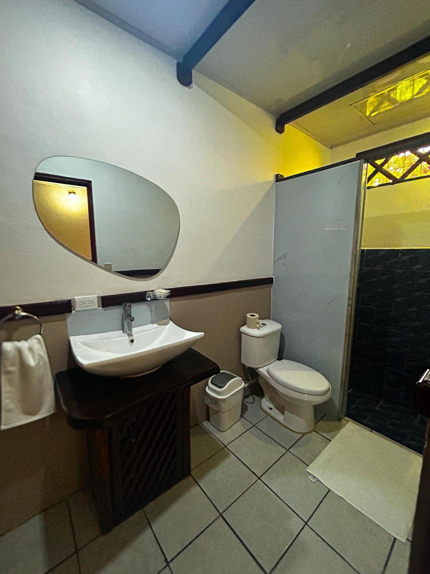Cabinas Ole Caribe Puerto Viejo de Talamanca Buitenkant foto